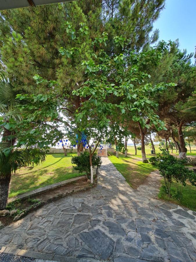 Sporkoey Hotel & Beach Club Darica  Exterior photo